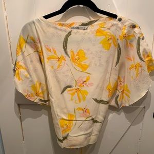 Zara Kimono-Style Tie Back Blouse- size Medium